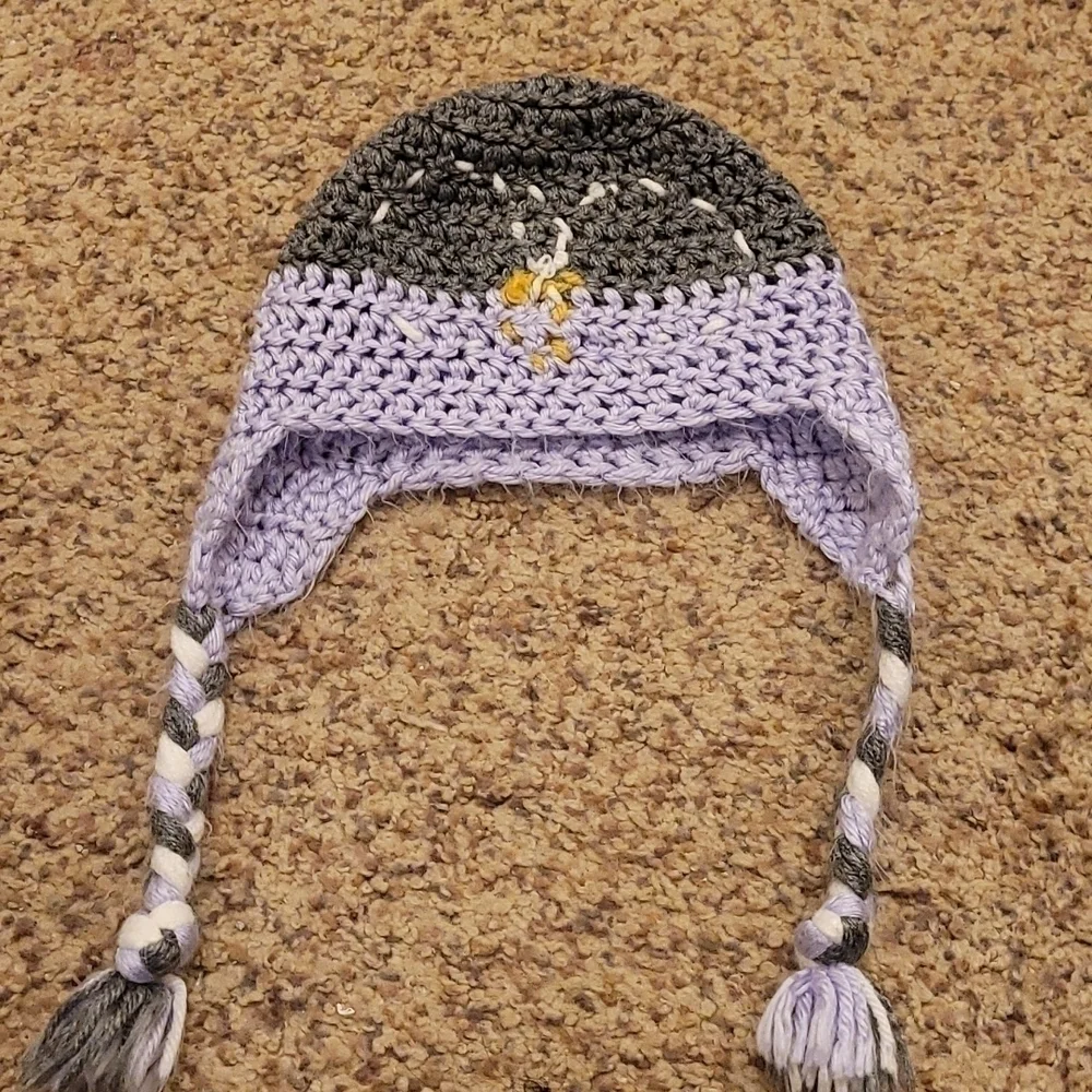 Hand- knit owl purple/gray winter hat